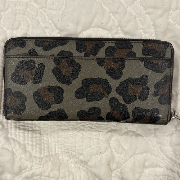 Coach Wallet - Picture 2 of 9